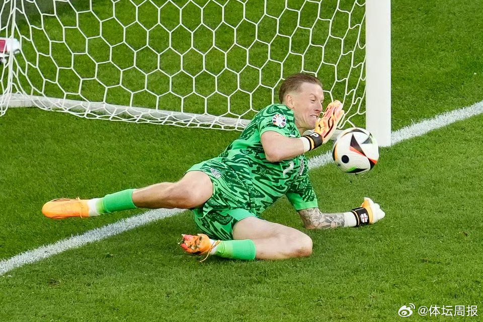 德州扑克游戏-欧洲杯四分之一决赛悬念难解，英格兰压平德国进入点球大战的简单介绍